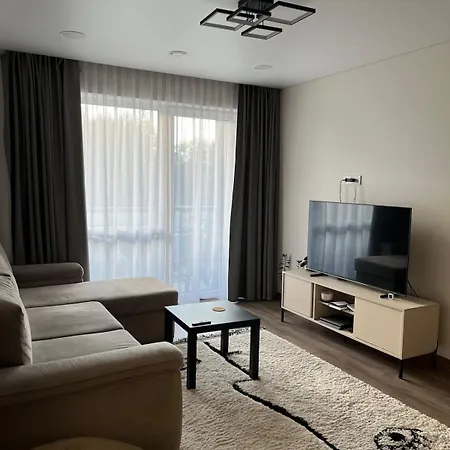 Modern With Private Parking - 10 Min To Airport, 15 Min Center Daire Vilnius