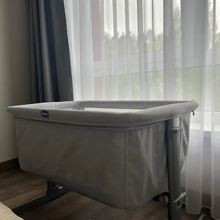 Daire Modern With Private Parking - 10 Min To Airport, 15 Min Center *