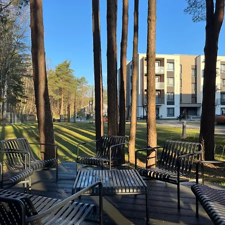 Modern With Private Parking - 10 Min To Airport, 15 Min Center